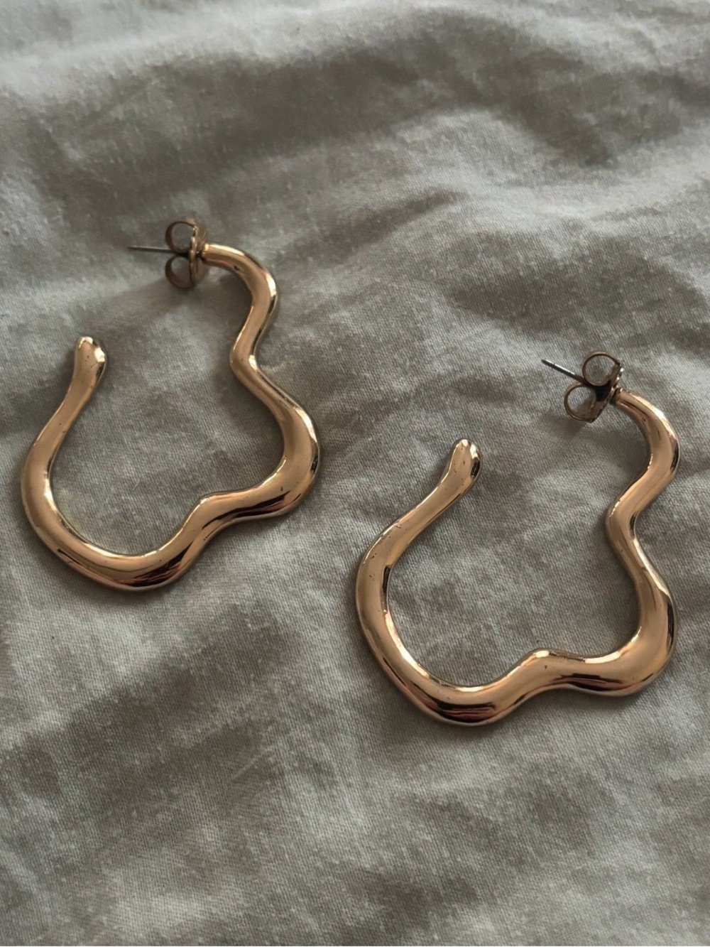 Urban Outfitters Squiggle Hoops